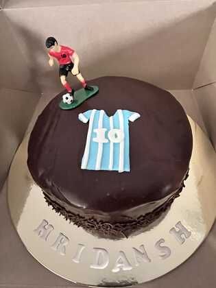 Football-themed birthday cake for Hridansh
